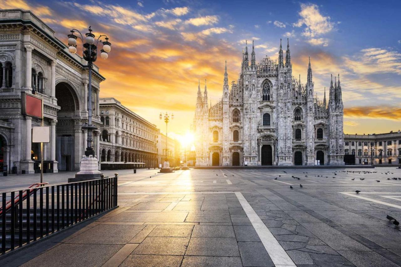 Large Suite Home Milan - Duomo Bagian luar foto